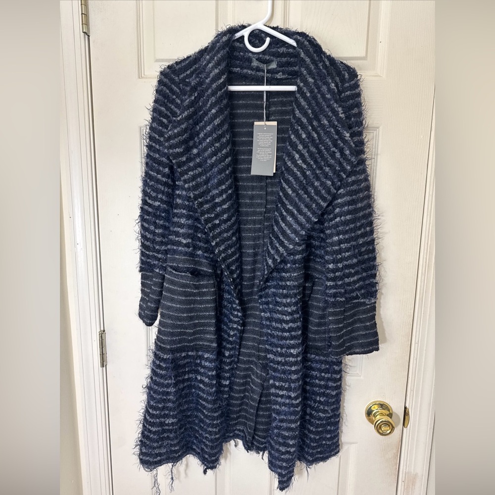 NWT LOLA Woolen Long Fuzzy Cardigan Size Small Navy & Gray W’Pockets